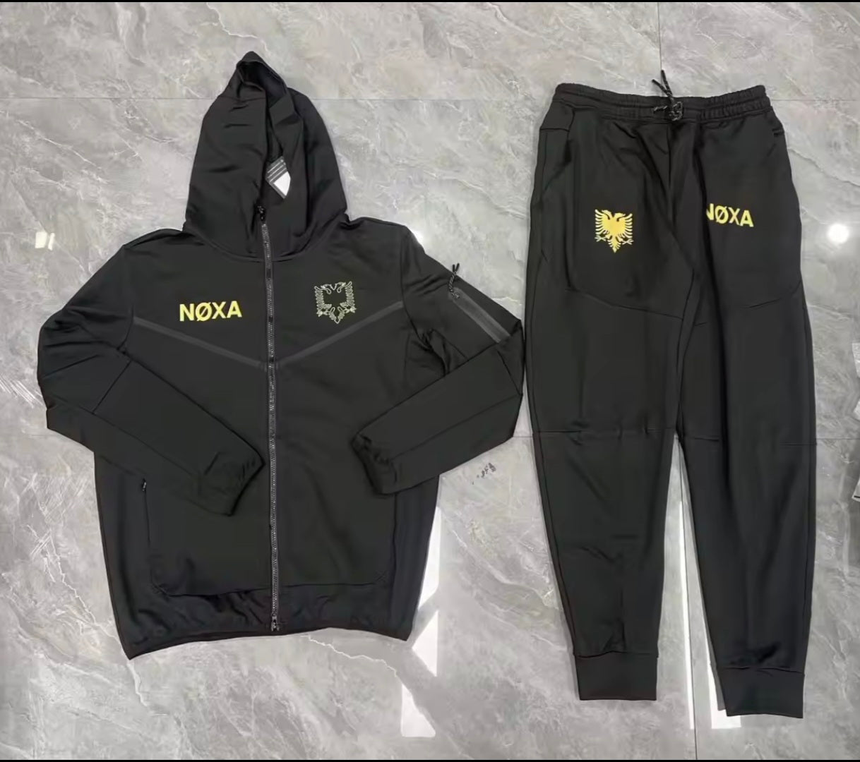 Albanischer Trainingsanzug NØXA
